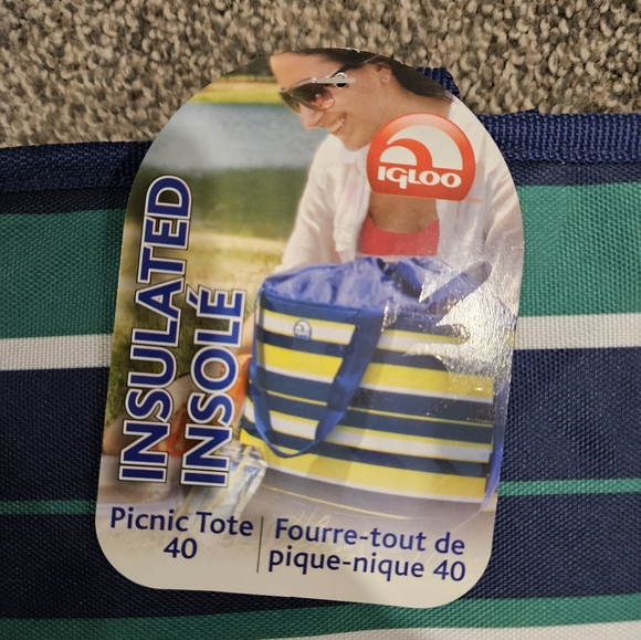 NWT Igloo Picnic Tote - Picture 5 of 6